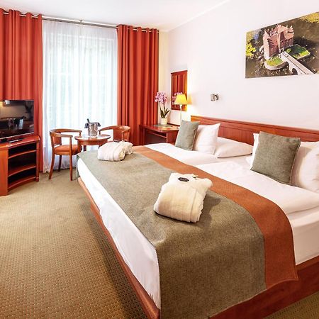 Spa & Wellness Hotel Olympia Marienbad ภายนอก รูปภาพ