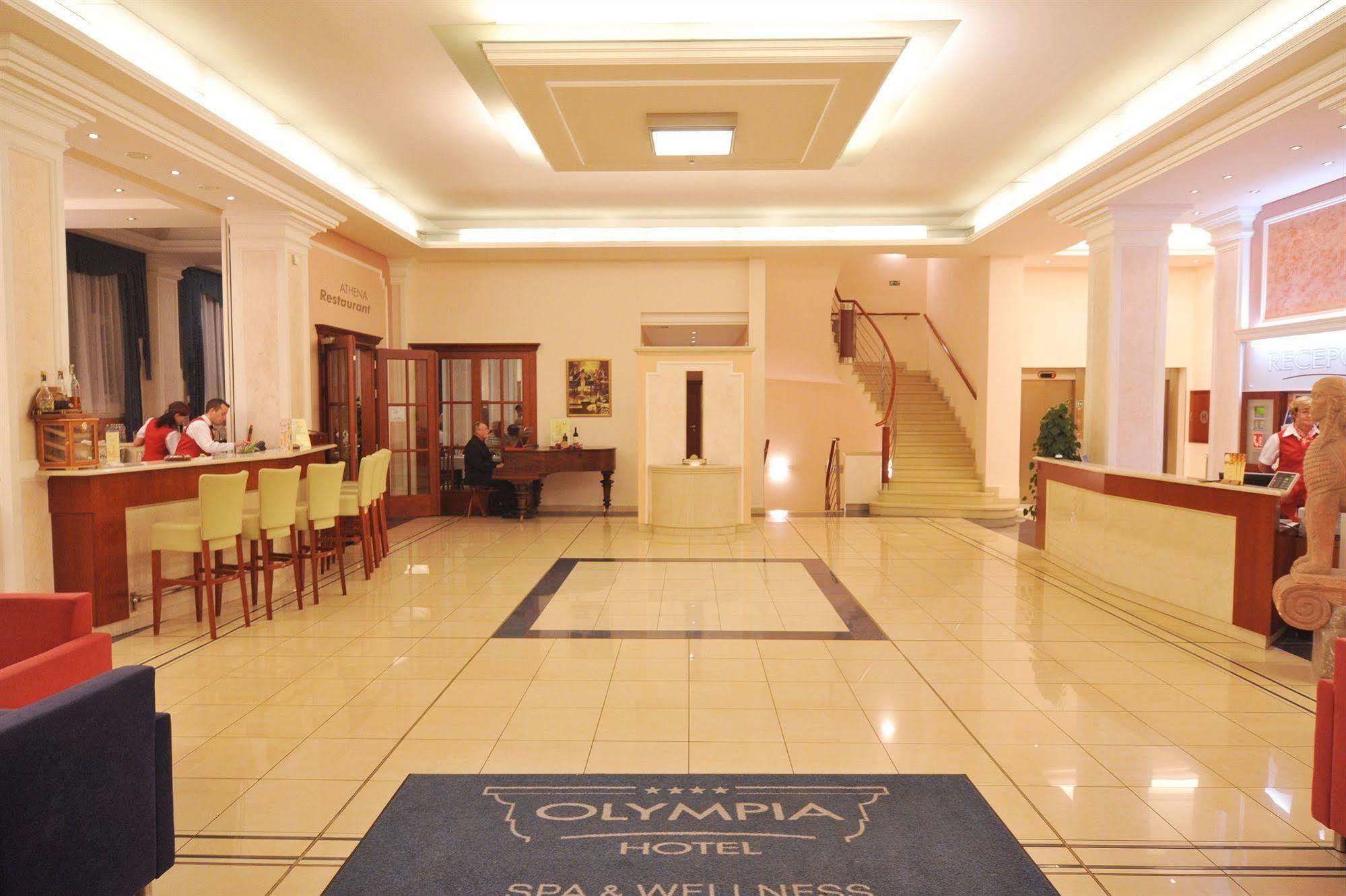 Spa & Wellness Hotel Olympia Marienbad ภายนอก รูปภาพ