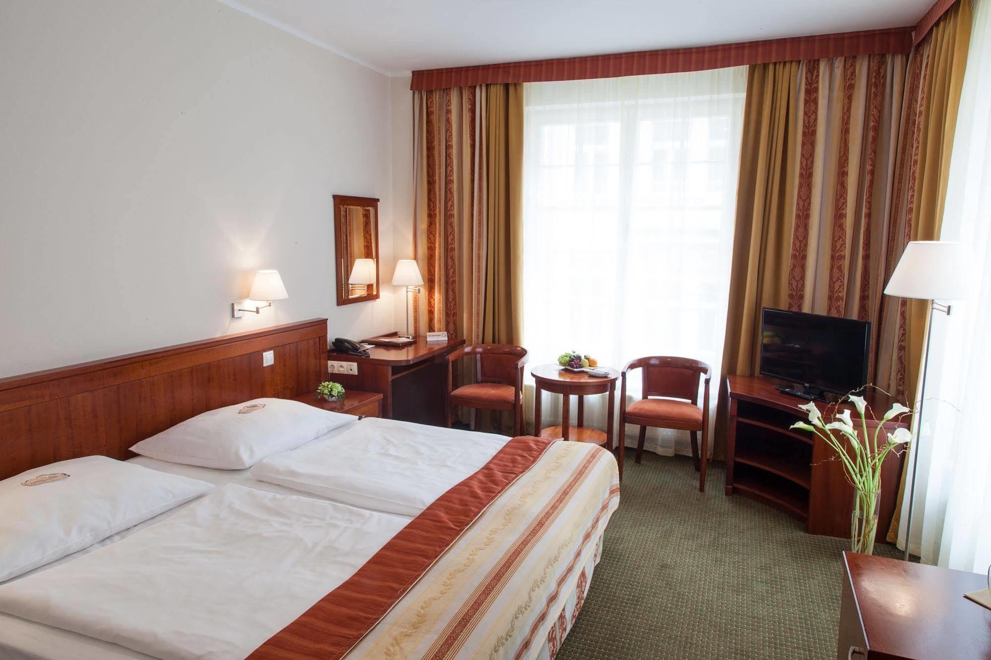 Spa & Wellness Hotel Olympia Marienbad ภายนอก รูปภาพ